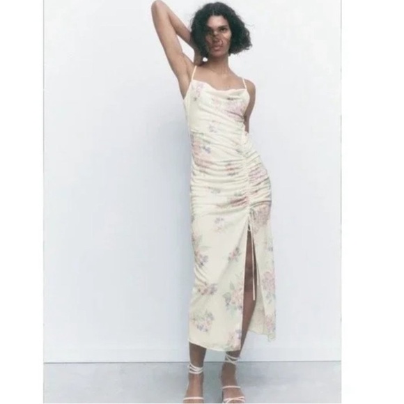 Zara side ruching Floral Midi Dress bodycon - Picture 7 of 9